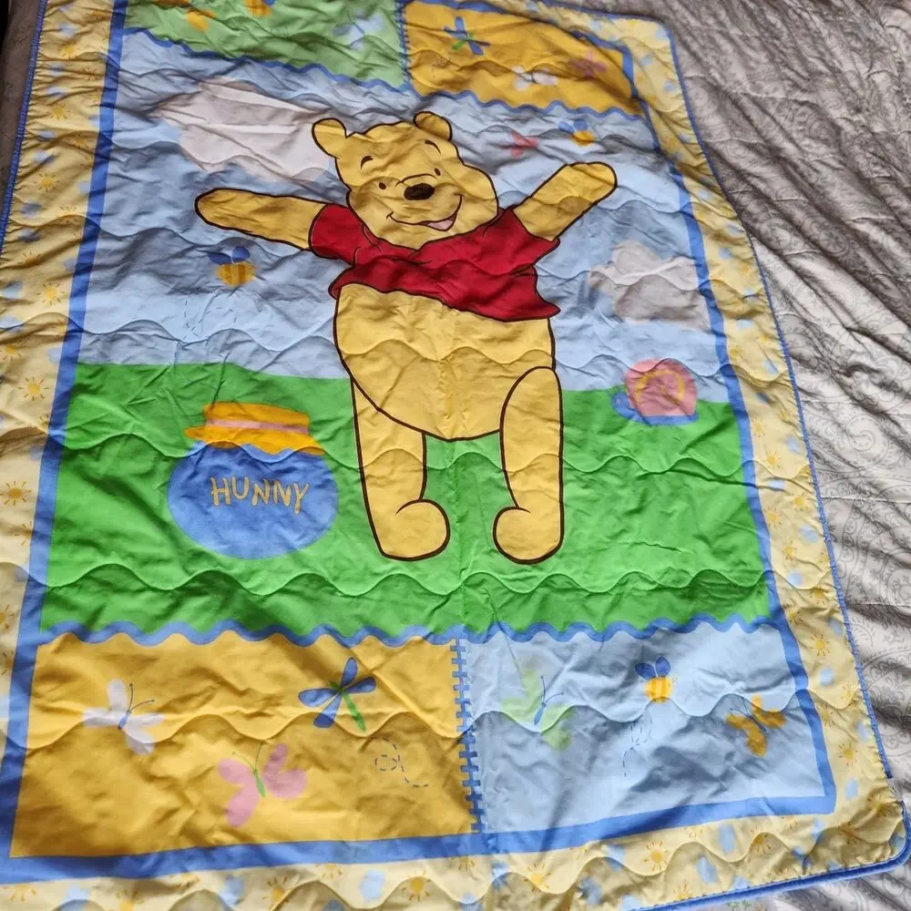 Vintage DISNEY Winnie The Pooh Quilted Blanket 42